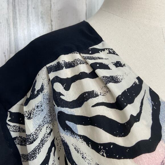 Urban Outfitters Silence + Noise Zebra Print Romper Black Cream Cutout Size S - Picture 7 of 16